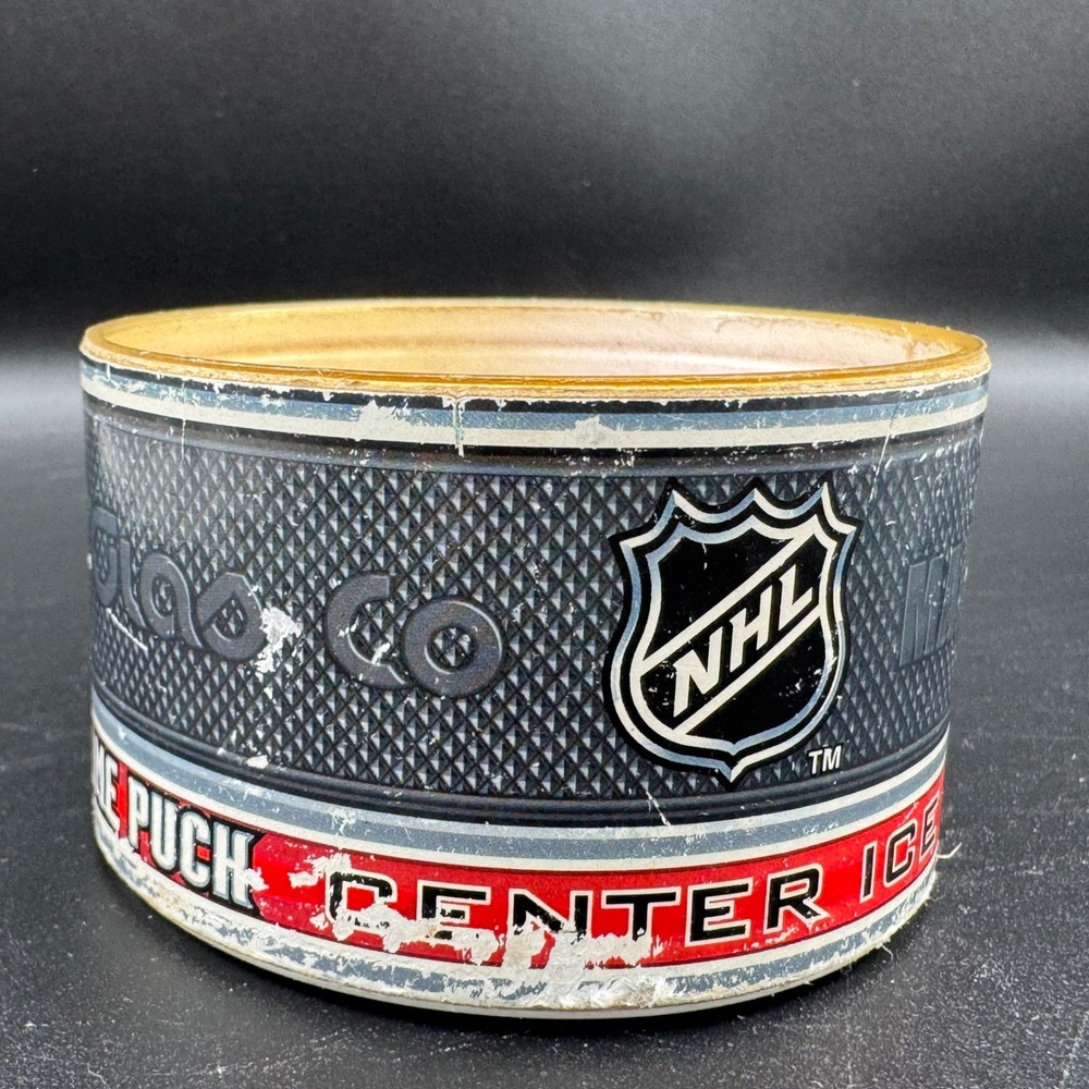 NHL Center Ice Official Game Puck & Display Case Container Made Canada Vintage‎